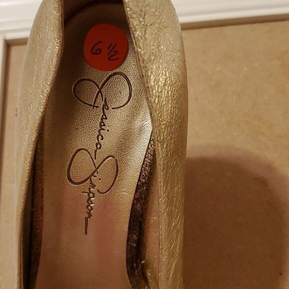 Jessica Simpson gold peep toe platform wedge shoes size 6.5 - Picture 7 of 11